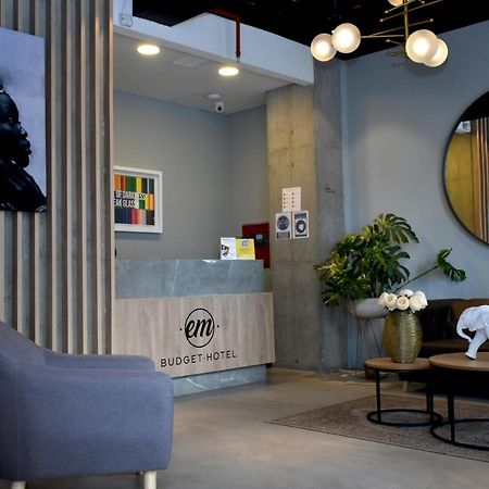 Em Hotel Corferias Embajada Americana Bogotá Eksteriør bilde