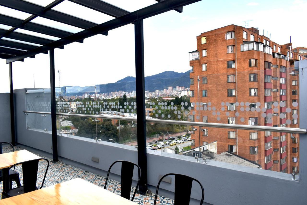 Em Hotel Corferias Embajada Americana Bogotá Eksteriør bilde