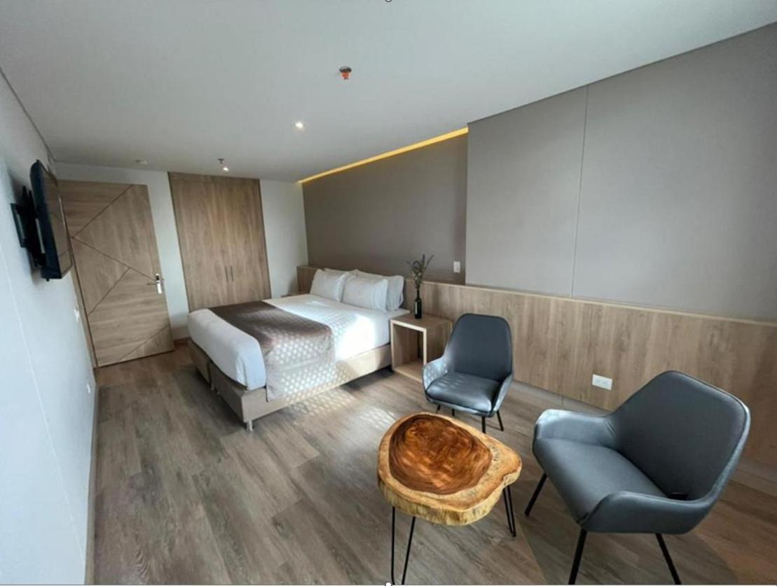 Em Hotel Corferias Embajada Americana Bogotá Eksteriør bilde